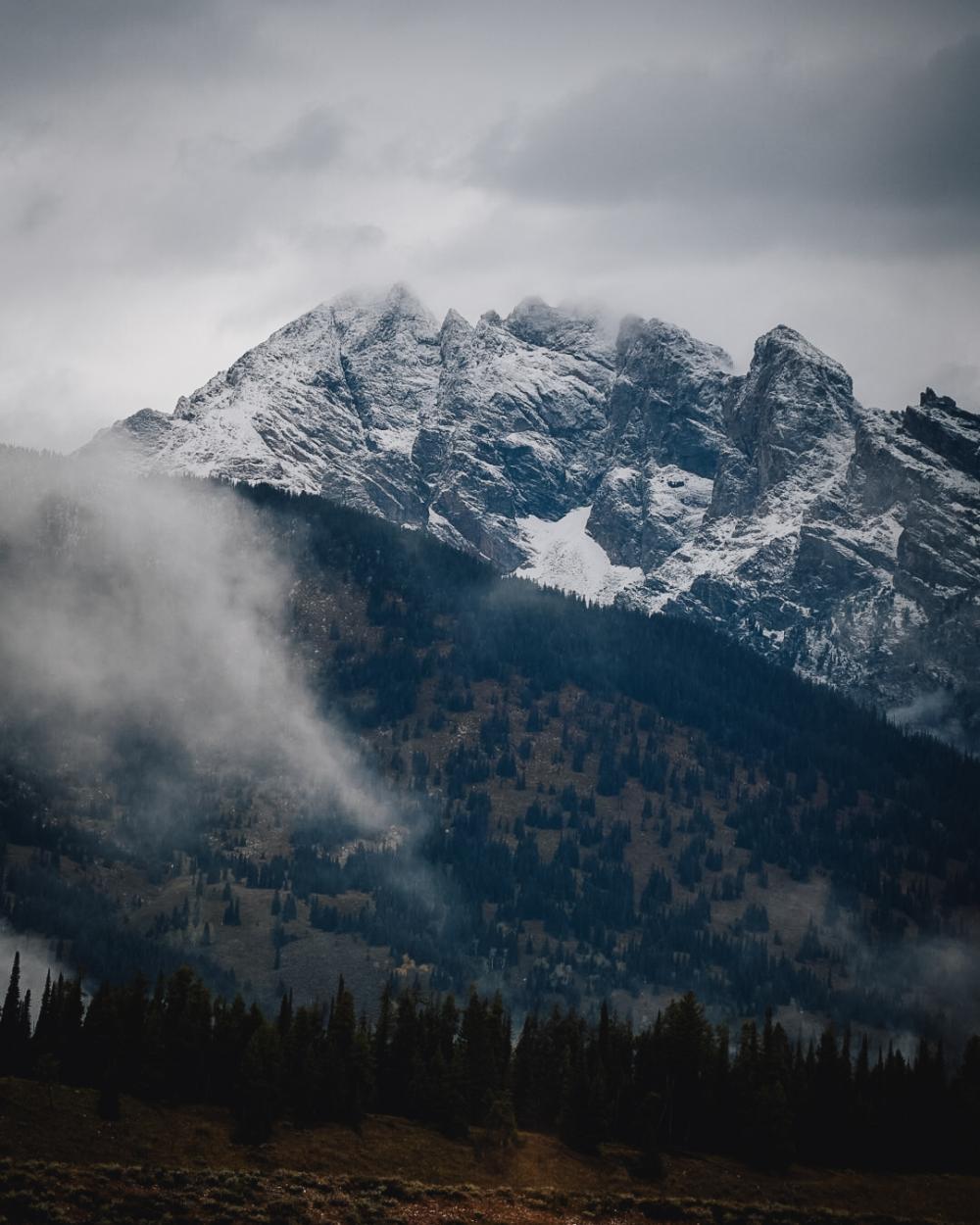 the grand mountain range 